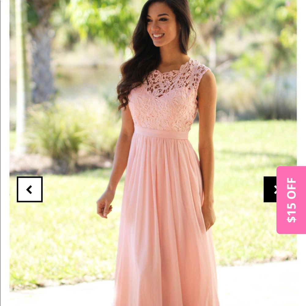 Blush dress - Picture 1 of 8